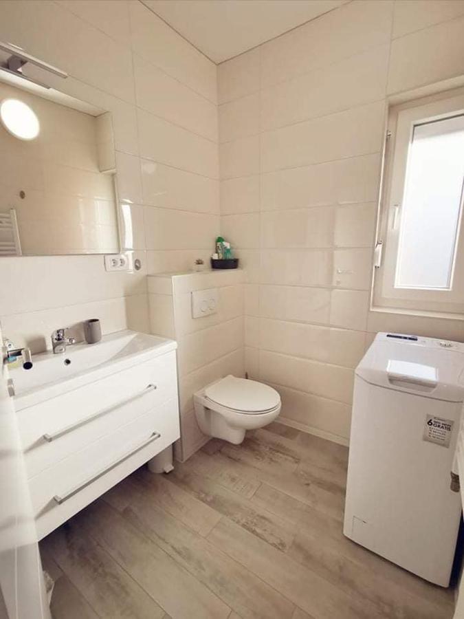Apartmani Marco,Lukas,Patrick,David,Blizu Centra I Mora Sa Free Privatnim Parkingom PUY 외부 사진
